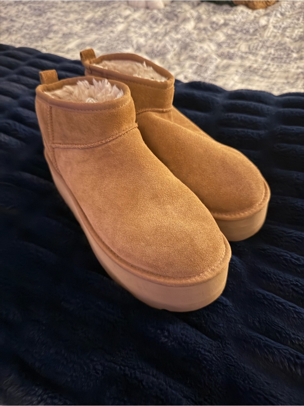 UGG Women’s Classic Ultra Mini Platform Boots